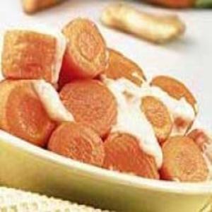 Receita de Cenouras assadas com creme de gengibre