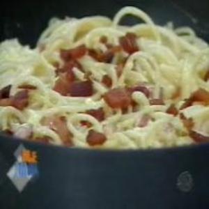 Receita de Espaguete à Carbonara do Edu Guedes