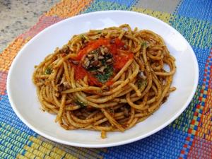 Receita de Espaguete ao pesto de shitake