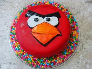 Receita de Bolo Angry Birds de Morango