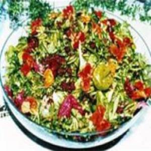 Receita de Salada ao Molho de Pitanga