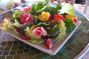 Receita de Salada com Flores Comestíveis