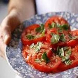 Receita de Salada simples de tomates