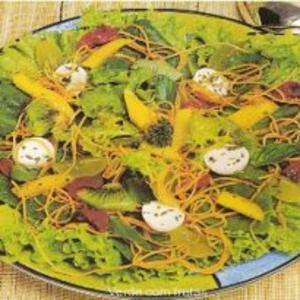 Receita de Salada verde com frutas